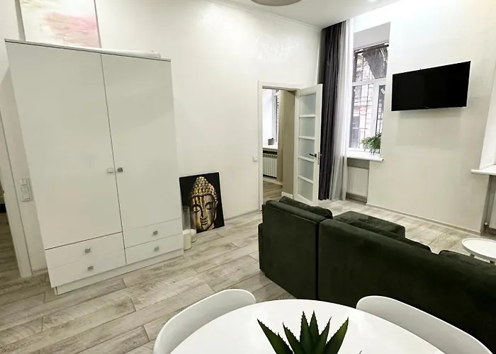 Sea Pearl City Center Apartment *