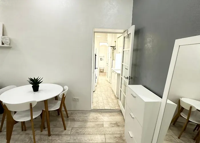 Sea Pearl City Center Apartment