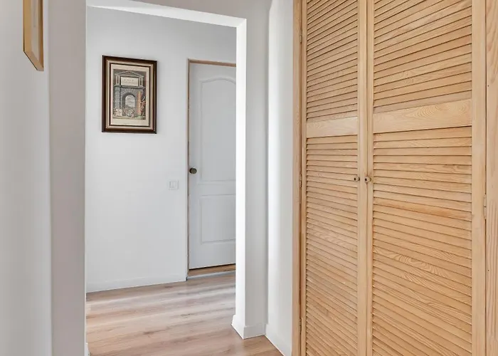 Sea Pearl City Center Apartment *